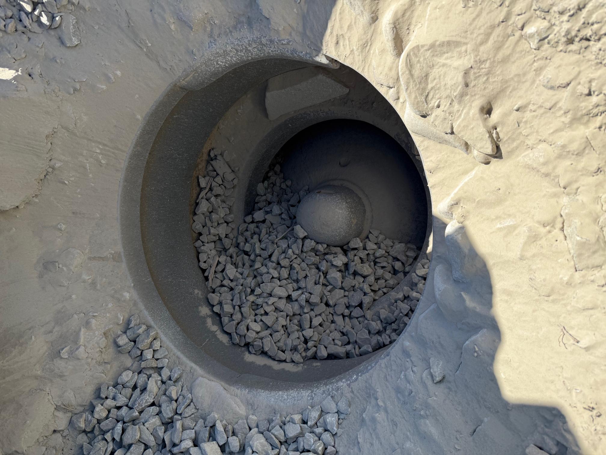 2018 MCCLOSKEY C44 - Image 23